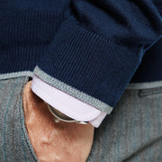 Sweater Azul Marino Escote en V